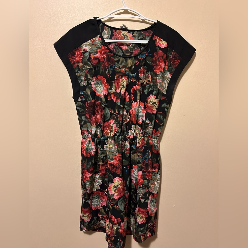 Kismet Floral Versatile Dress!